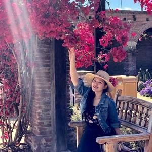 Meet your Posher, Linh